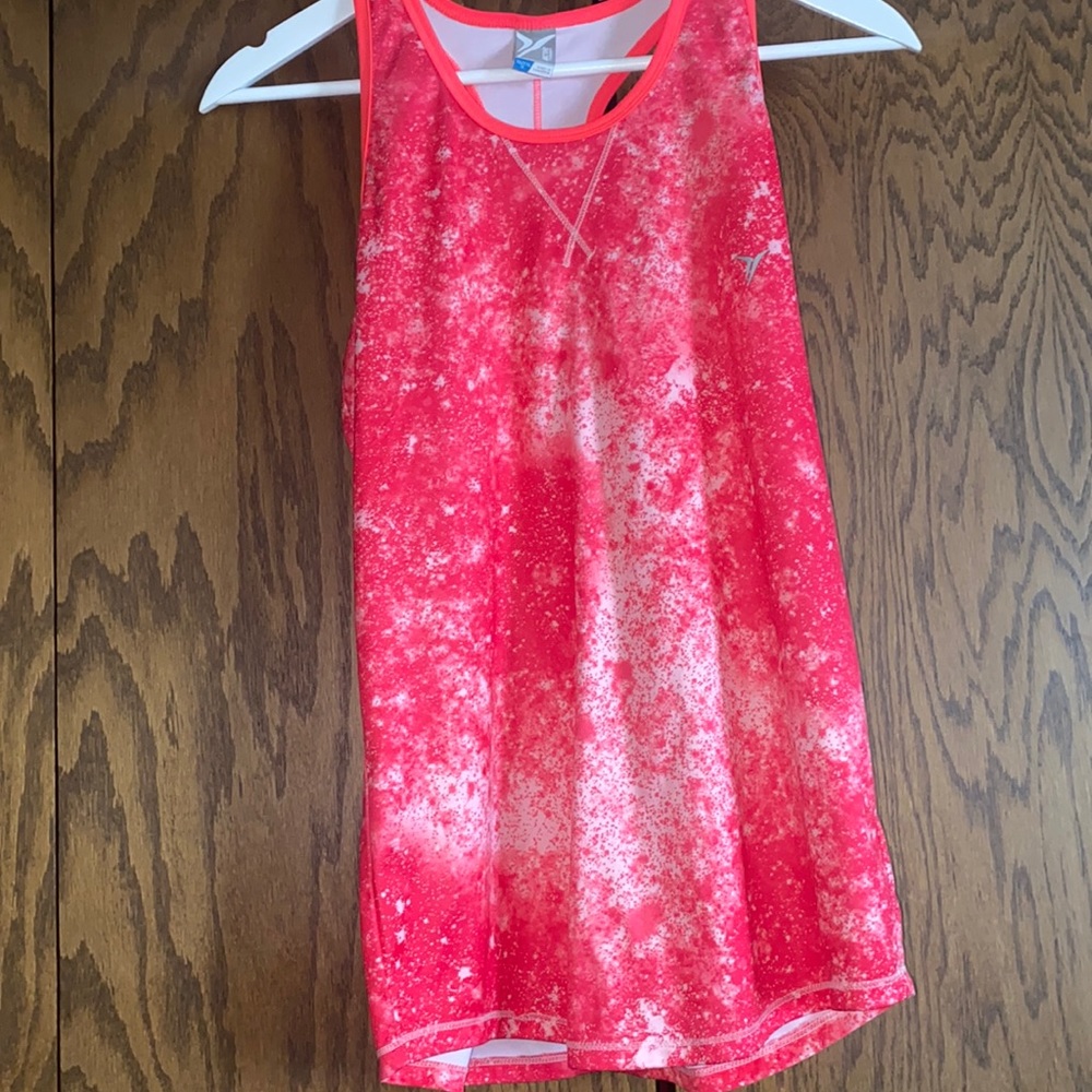 pink and white tank top size xxl